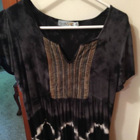 Unity World Wear Tops - GUC Sz. M Unity World Wear Short Sleeve Top